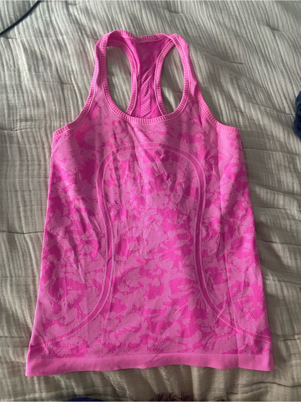 Lululemon Women’s Pink Seamless Racerback Tank Top
